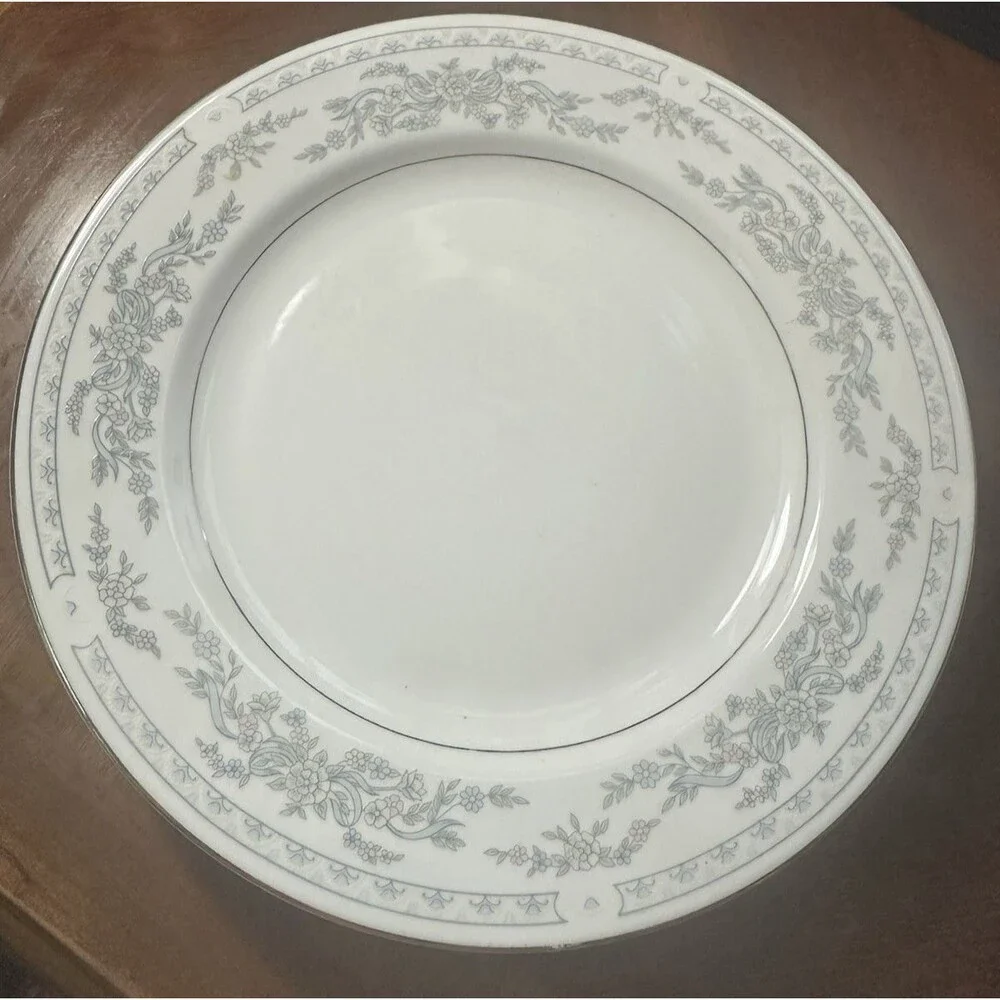 Vintage Somerset By Excel Set of 4 Dinner Plated Pink Blue Floral Silver Trim